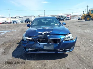 2012 BMW 5 Series 535i xDrive with VIN WBAFU7C57CDU57364, listed as a IAAI auction lot 41972047 with 150,000 mi miles. Bid and sale history available at carsss.com. Image 6.