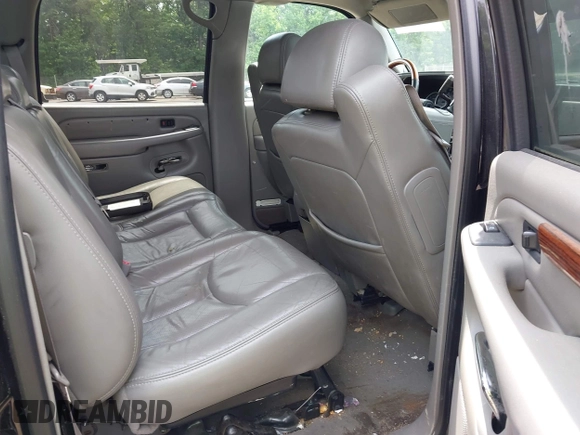 2004 Cadillac Escalade EXT z VIN 3GYEK62N54G290873, wystawiony jako IAAI lot #42411835 z przebiegiem 223 898 mil mil oraz . Historia ofert i sprzedaży dostępna na DreamBid. Obrazek 8.