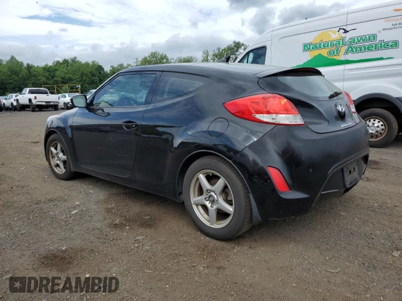2013 Hyundai Veloster w/Gray Int z VIN KMHTC6AD9DU110094, wystawiony jako Copart lot #64660645 z przebiegiem 149 746 mil mil oraz Szkoda całkowita • Salvage title. Historia ofert i sprzedaży dostępna na DreamBid. Obrazek 2.