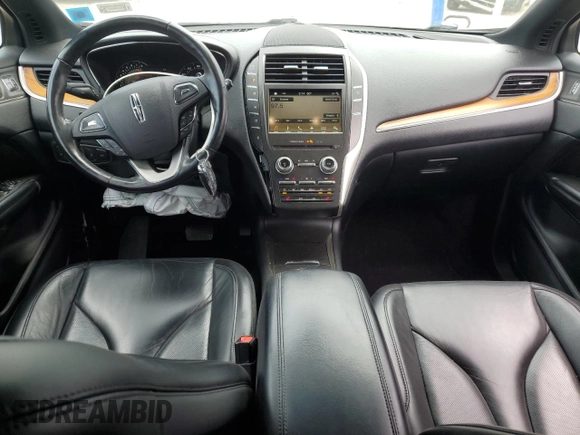 2018 Lincoln MKC Select with VIN 5LMCJ2D90JUL21005, listed as a Copart auction lot 60935275 with 68,841 mi miles and Salvage title. Bid and sale history available at DreamBid. Image 8.