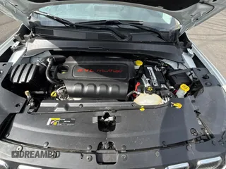 2022 Jeep Compass Latitude Lux with VIN 3C4NJDFB6NT164933, listed as a Copart auction lot 62031695 with 55,397 mi miles and Salvage title. Bid and sale history available at DreamBid. Image 7.