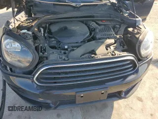2019 MINI Countryman Cooper with VIN WMZYS7C58K3F45493, listed as a Copart auction lot 72711804 with 61,900 mi miles and Salvage Title. Bid and sale history available at carsss.com. Image 11.