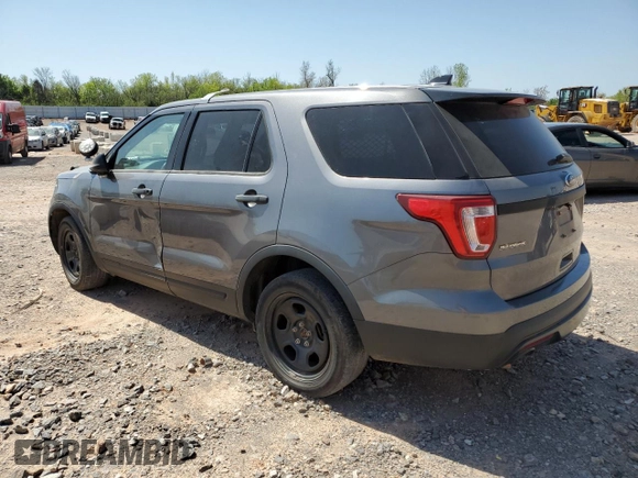 2017 Ford Police Interceptor Utility z VIN 1FM5K8AR0HGE30329, wystawiony jako Copart lot #50967265 z przebiegiem 156 692 mil mil oraz Szkoda całkowita • Salvage title. Historia ofert i sprzedaży dostępna na DreamBid. Obrazek 2.