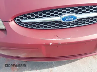 2002 Ford Taurus SES Standard with VIN 1FAFP55S42A135871, listed as a IAAI auction lot 40822596 with 185,605 mi miles. Bid and sale history available at carsss.com. Image 6.