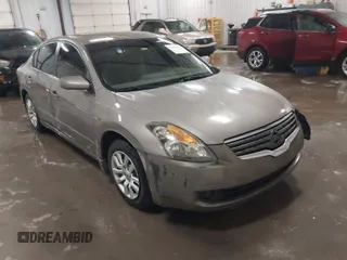 2007 Nissan Altima 2.5 S with VIN 1N4AL21E47N455485, listed as a IAAI auction lot 41832917 with 103,400 mi miles. Bid and sale history available at carsss.com. Image 1.