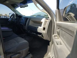 2012 Ram 2500 ST with VIN 3C6UD5CL0CG162517, listed as a IAAI auction lot 41524169 with 264,322 mi miles. Bid and sale history available at carsss.com. Image 5.
