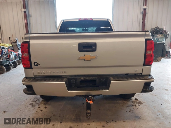 2018 Chevrolet Silverado 1500 LT with VIN 2GCVKRECXJ1111393, listed as a IAAI auction lot 41918729 with 30,199 mi miles and . Bid and sale history available at DreamBid. Image 16.