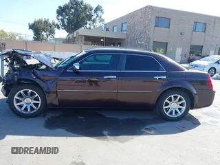 2005 Chrysler 300 with VIN 2C3JA63H25H102333, listed as a IAAI auction lot 41967876 with 125,092 mi miles. Bid and sale history available at carsss.com. Image 14.