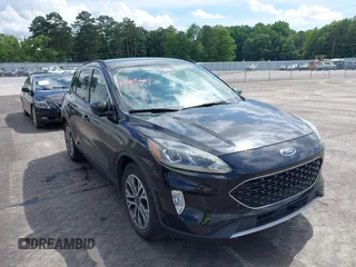 2020 Ford Escape SEL z VIN 1FMCU0H62LUA15103, wystawiony jako IAAI lot #42255660 z przebiegiem 51 814 mil mil oraz . Historia ofert i sprzedaży dostępna na DreamBid. Obrazek 1.