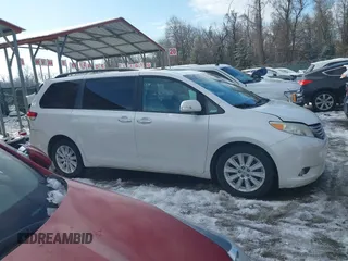 2013 Toyota Sienna XLE AAS with VIN 5TDYK3DC9DS380445, listed as a IAAI auction lot 41308312 with 174,325 mi miles and . Bid and sale history available at DreamBid. Image 13.