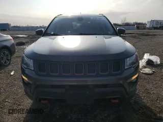 2019 Jeep Compass Trailhawk with VIN 3C4NJDDB0KT739946, listed as a Copart auction lot 44887965 with 144,502 mi miles and Salvage Title. Bid and sale history available at carsss.com. Image 5.