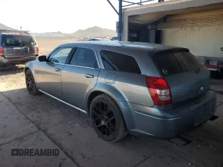2007 Dodge Magnum R/T z VIN 2D4GV57257H656658, wystawiony jako Copart lot #49389545 z przebiegiem 221 395 mil mil oraz Szkody całkowita. Historia ofert i sprzedaży dostępna na DreamBid. Obrazek 2.