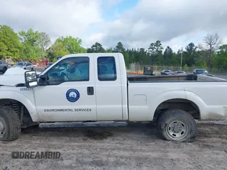 2012 Ford F-250 XL with VIN 1FT7X2B67CEC99355, listed as a IAAI auction lot 42014933 with 91,157 mi miles and . Bid and sale history available at DreamBid. Image 14.