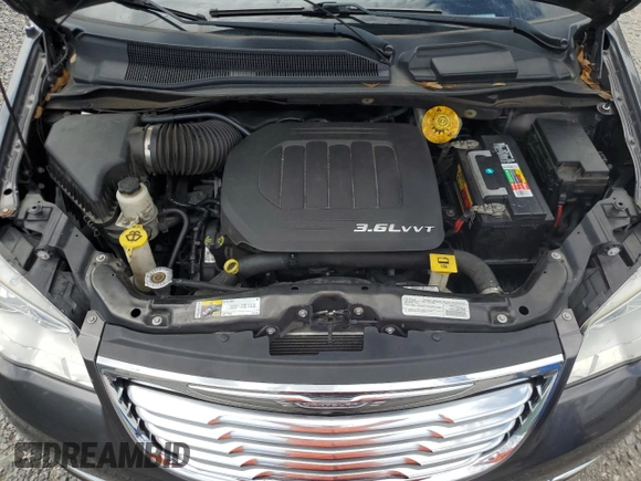 2016 Chrysler Town & Country Touring with VIN 2C4RC1BG2GR247759, listed as a Copart auction lot 68791534 with 121,758 mi miles and Salvage Title. Bid and sale history available at DreamBid. Image 14.