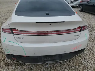 2018 Lincoln MKZ Hybrid Reserve with VIN 3LN6L5MU5JR605267, listed as a Copart auction lot 82823214 with 89,552 mi miles and Salvage title. Bid and sale history available at DreamBid. Image 6.