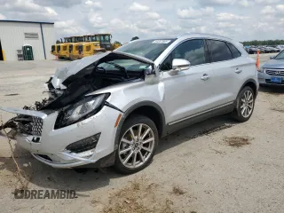 2019 Lincoln MKC Reserve with VIN 5LMCJ3C93KUL12114, listed as a Copart auction lot 54557665 with 7,633 mi miles and Salvage title. Bid and sale history available at DreamBid. Image 1.