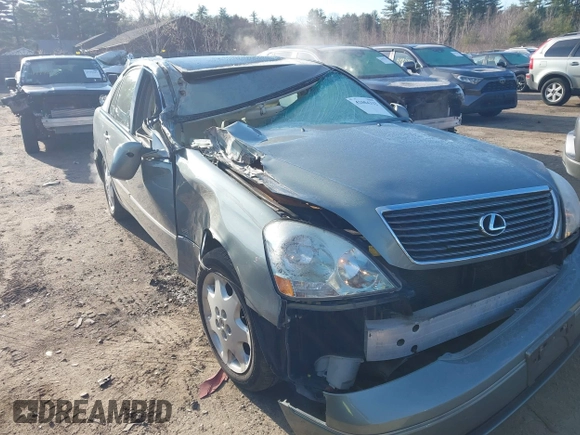 2001 Lexus LS 430 with VIN JTHBN30F710025252, listed as a IAAI auction lot 42004332 with 126,306 mi miles. Bid and sale history available at carsss.com. Image 6.