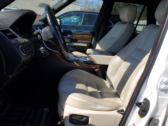 2013 Land Rover Range Rover Sport HSE LUX with VIN SALSK2D40DA777086, listed as a Copart auction lot 48739885 with 159,292 mi miles and Clean Title. Bid and sale history available at carsss.com. Image 7.