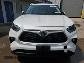 2022 Toyota Highlander XLE with VIN 5TDGZRBH1NS164177, listed as a Copart auction lot 58965595 with 72,284 mi miles and Salvage title. Bid and sale history available at DreamBid. Image 5.