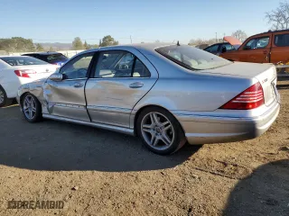 2006 Mercedes-Benz S-Class 5.0L with VIN WDBNG75J26A472276, listed as a Copart auction lot 88530495 with 47,859 mi miles and Salvage Title. Bid and sale history available at carsss.com. Image 2.