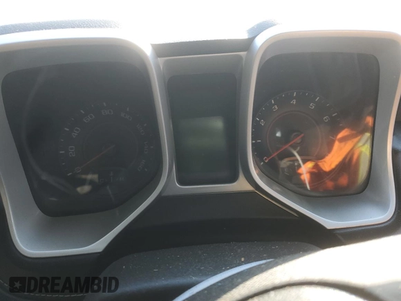 2013 Chevrolet Camaro LT z VIN 2G1FB1E31D9113862, wystawiony jako Copart lot #70308254 z przebiegiem Nie podano mil oraz Szkoda całkowita • Salvage title. Historia ofert i sprzedaży dostępna na DreamBid. Obrazek 9.