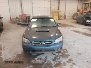 2005 Subaru Legacy GT Limited z VIN 4S3BL676754204145, wystawiony jako IAAI lot #42196151 z przebiegiem 159 843 mil mil oraz . Historia ofert i sprzedaży dostępna na DreamBid. Obrazek 6.