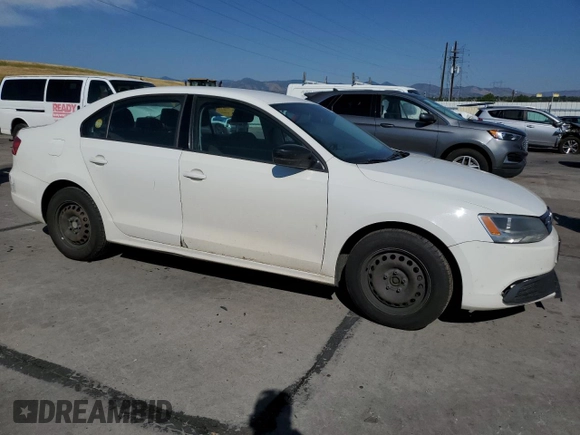 2013 Volkswagen Jetta S with VIN 3VW2K7AJ2DM266249, listed as a Copart auction lot 64699015 with 174,763 mi miles and Clean title. Bid and sale history available at DreamBid. Image 4.