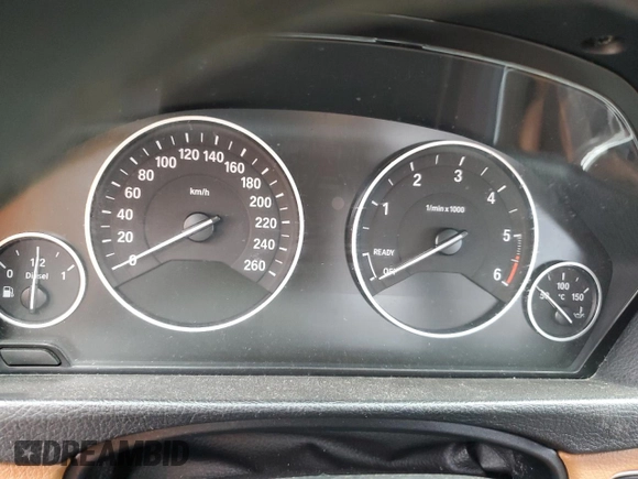 2014 BMW 3 Series 328d xDrive с VIN WBA3D5C56EKX95067, выставлен на аукционе Copart как лот 55664135 с пробегом Не указан миль и Чистый • Clean title. История ставок и продаж доступна на DreamBid. Изображение 9.