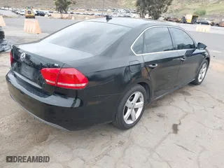 2012 Volkswagen Passat SE with VIN 1VWBP7A30CC026507, listed as a IAAI auction lot 42042850 with 202,406 mi miles. Bid and sale history available at carsss.com. Image 4.