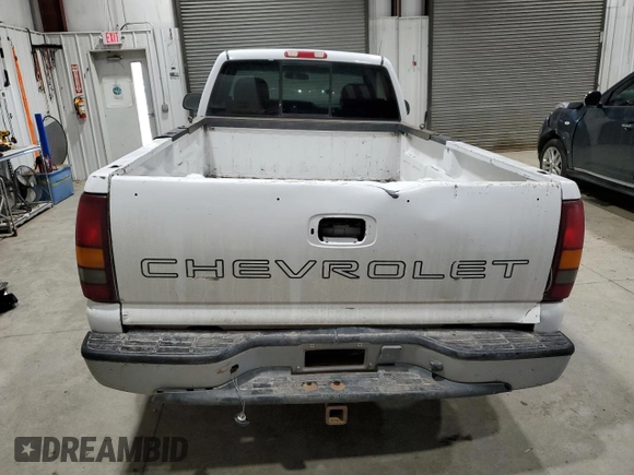 2000 Chevrolet Silverado 1500 with VIN 1GCEK14V0YE321997, listed as a Copart auction lot 82719284 with 165,906 mi miles and Clean Title. Bid and sale history available at carsss.com. Image 6.