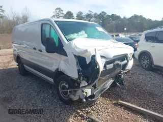 2022 Ford Transit Cargo with VIN 1FTYE1Y88NKA67543, listed as a IAAI auction lot 41540739 with 61,099 mi miles. Bid and sale history available at carsss.com. Image 6.