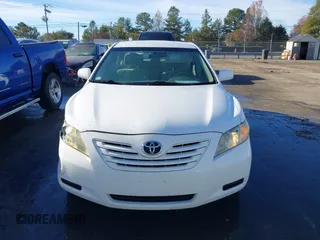 2008 Toyota Camry LE with VIN 4T1BE46K88U752605, listed as a IAAI auction lot 40771716 with 222,600 mi miles. Bid and sale history available at carsss.com. Image 12.