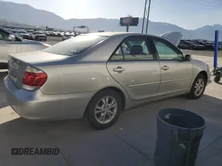 2005 Toyota Camry LE with VIN 4T1BF30K35U104620, listed as a Copart auction lot 53390975 with 146,958 mi miles and Salvage Title. Bid and sale history available at DreamBid. Image 3.