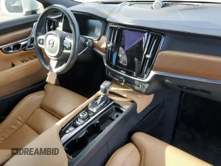 2017 Volvo S90 Inscription with VIN YV1A22ML7H1001726, listed as a Copart auction lot 44503433 with 95,559 mi miles. Bid and sale history available at carsss.com. Image 9.