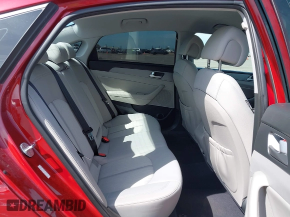 2016 Hyundai Sonata Hybrid SE with VIN KMHE24L18GA026079, listed as a IAAI auction lot 42051741 with 116,076 mi miles. Bid and sale history available at carsss.com. Image 8.