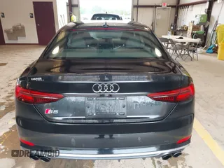2018 Audi S5 Prestige z VIN WAUR4AF57JA022669, wystawiony jako IAAI lot #42214611 z przebiegiem 44 856 mil mil oraz . Historia ofert i sprzedaży dostępna na DreamBid. Obrazek 16.
