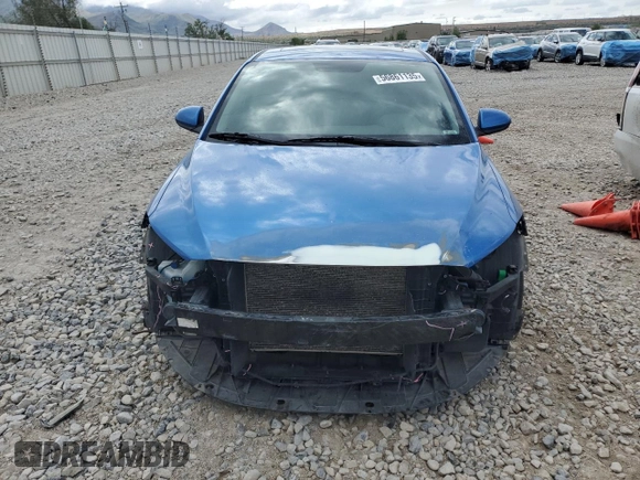 2017 Hyundai Elantra SE z VIN 5NPD84LF9HH182264, wystawiony jako Copart lot #56861135 z przebiegiem 84 768 mil mil oraz Szkoda całkowita • Salvage title. Historia ofert i sprzedaży dostępna na DreamBid. Obrazek 5.