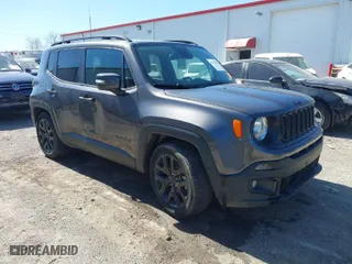 2018 Jeep Renegade Latitude with VIN ZACCJABB1JPJ49623, listed as a IAAI auction lot 41727353 with 92,447 mi miles. Bid and sale history available at carsss.com. Image 1.