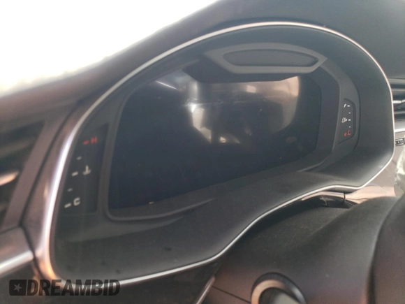 2021 Audi SQ8 Prestige z VIN WA1CWBF16MD008913, wystawiony jako Copart lot #64311523 z przebiegiem Nie podano mil oraz . Historia ofert i sprzedaży dostępna na DreamBid. Obrazek 9.