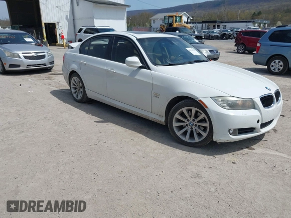 2011 BMW 3 Series 328i xDrive with VIN WBAPK7C54BF195252, listed as a IAAI auction lot 42056005 with 101,645 mi miles. Bid and sale history available at carsss.com. Image 1.