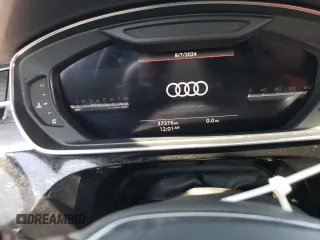 2021 Audi A8 with VIN WAU8EAF82MN033093, listed as a Copart auction lot 67244024 with 37,376 mi miles and Salvage Title. Bid and sale history available at carsss.com. Image 9.
