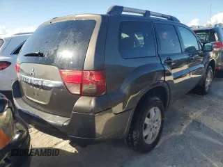 2010 Mitsubishi Endeavor LS with VIN 4A4JM2AS1AE015592, listed as a Copart auction lot 76712774 with 71,140 mi miles and Non Repairable. Bid and sale history available at carsss.com. Image 3.