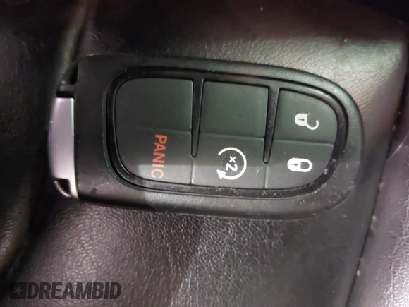 2020 Jeep Cherokee Trailhawk Elite with VIN 1C4PJMBN2LD538076, listed as a IAAI auction lot 42219282 with 53,773 mi miles and . Bid and sale history available at DreamBid. Image 11.