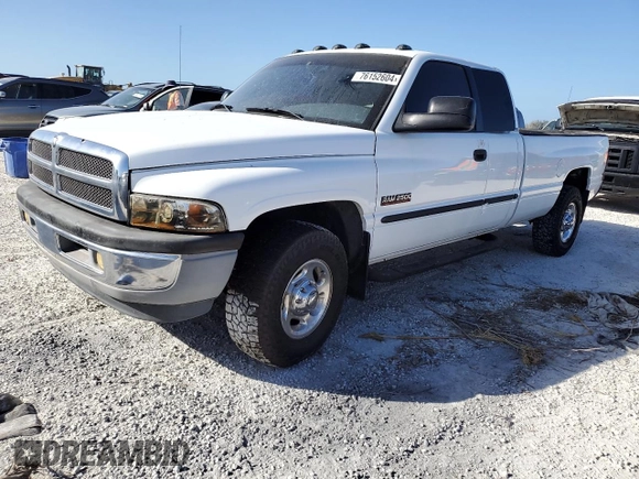 2001 Dodge Ram 2500 with VIN 1B7KC23631J224435, listed as a Copart auction lot 76152604 with 0 mi miles and Salvage Title. Bid and sale history available at carsss.com. Image 1.