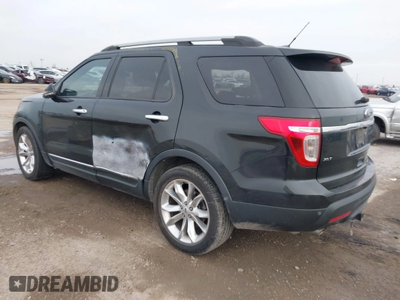 2013 Ford Explorer XLT z VIN 1FM5K7D84DGA11861, wystawiony jako IAAI lot #41548438 z przebiegiem 248 944 mil mil oraz . Historia ofert i sprzedaży dostępna na DreamBid. Obrazek 3.