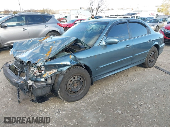 2004 Hyundai Sonata with VIN KMHWF25S14A094531, listed as a IAAI auction lot 40844423 with 108,792 mi miles. Bid and sale history available at carsss.com. Image 16.