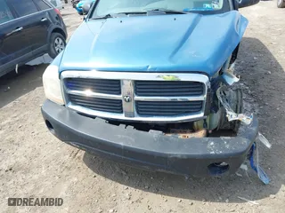 2005 Dodge Durango SXT with VIN 1D4HB38N75F600164, listed as a IAAI auction lot 42016390 with 182,722 mi miles. Bid and sale history available at carsss.com. Image 6.