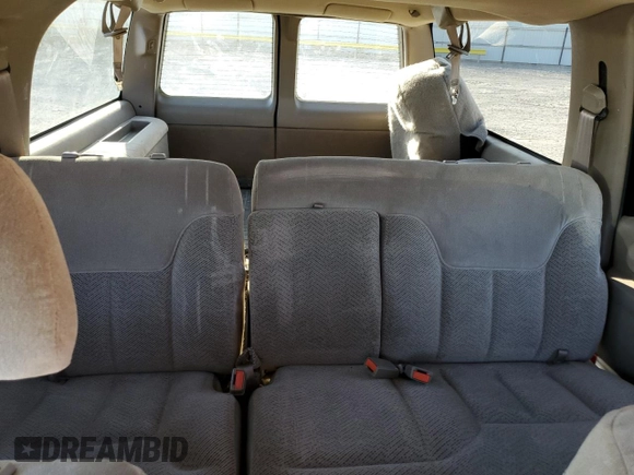1999 Chevrolet Suburban with VIN 3GNEC16R1XG263524, listed as a Copart auction lot 49686865 with 280,125 mi miles and Salvage Title. Bid and sale history available at carsss.com. Image 10.