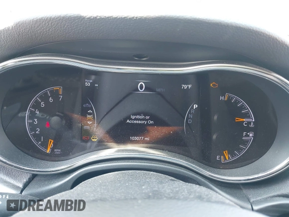 2020 Jeep Grand Cherokee Laredo E z VIN 1C4RJFAG3LC208766, wystawiony jako IAAI lot #42475923 z przebiegiem 103 077 mil mil oraz . Historia ofert i sprzedaży dostępna na DreamBid. Obrazek 7.