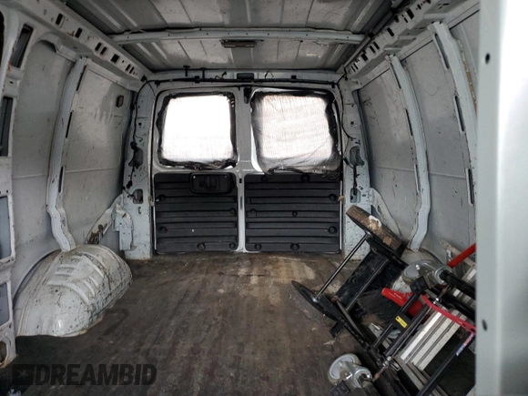 2006 Chevrolet Express Cargo with VIN 1GCHG35U961142376, listed as a Copart auction lot 47741725 with 268,409 mi miles and Clean title. Bid and sale history available at DreamBid. Image 10.